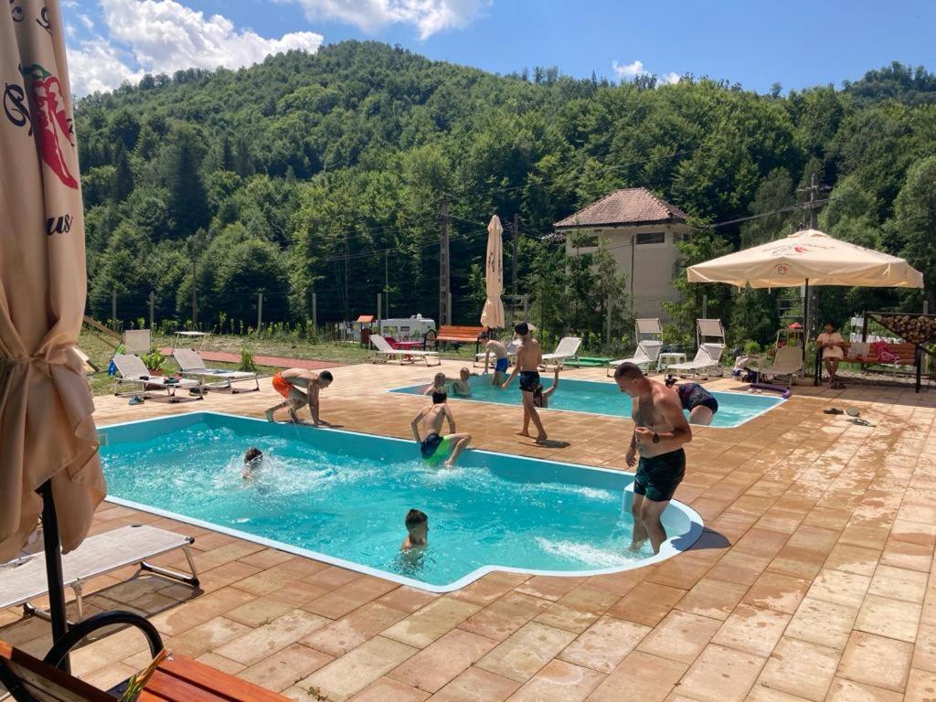 Pensiunea Cetate Balvanyos Buitenkant foto